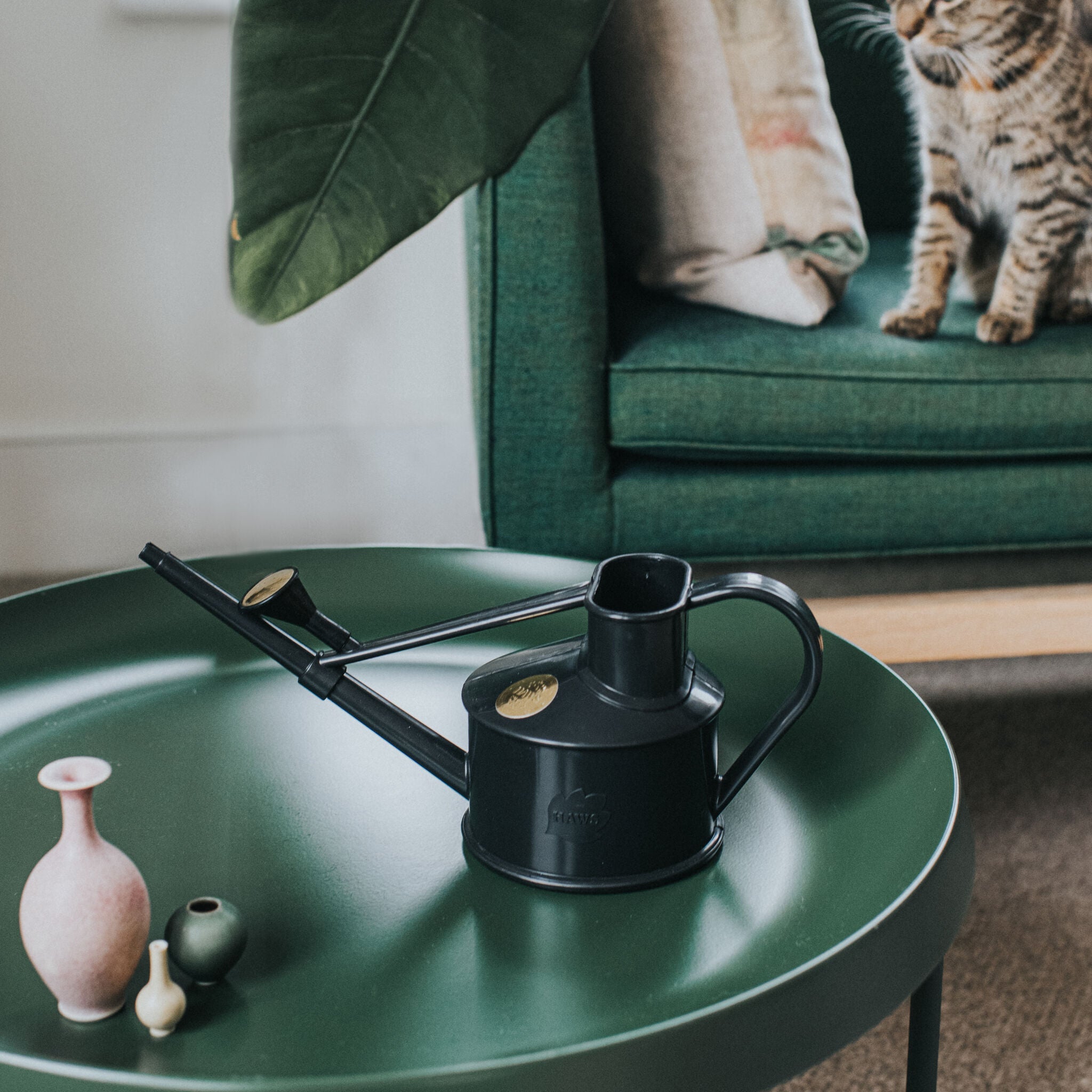 The Langley Sprinkler Recycled Black - One Pint